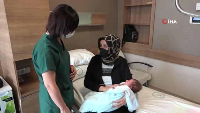 Hamileliğinin 8'inci ayında Covid'e yakalanan annenin aşı pişmanlığı: Korkunç bir süreçti 